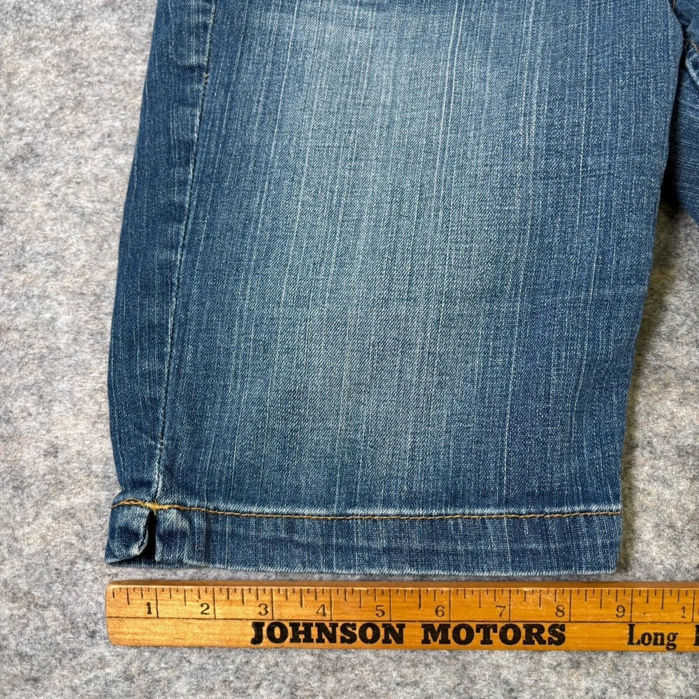 OLD NAVY LOW WAIST STRETCH Women 14 Cotton Stretch Flap Pockets 12" Denim Shorts - Picture 8 of 10